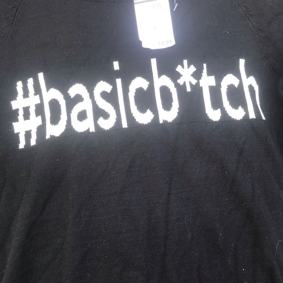 Rue 21 sweater size small - Picture 2 of 5